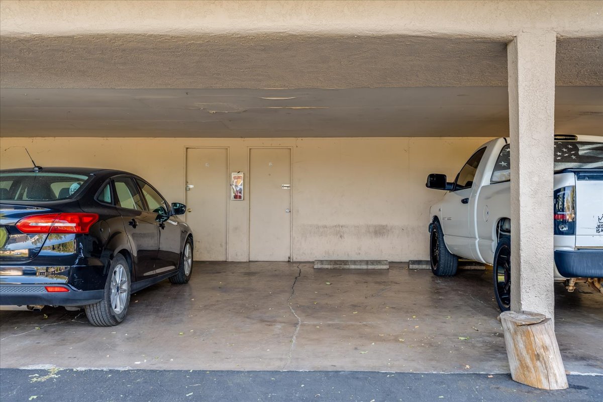 Parking garage